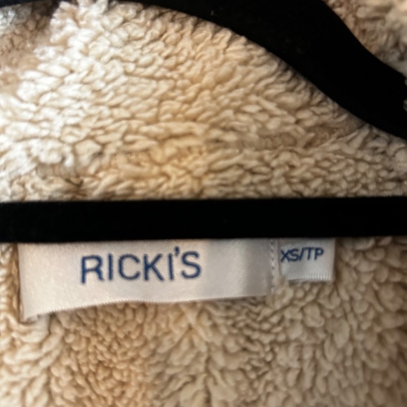 Ricki's Ladies Size XS Olive Green Fleece Vest Hip Length Hooded Winter Coat - Picture 11 of 15